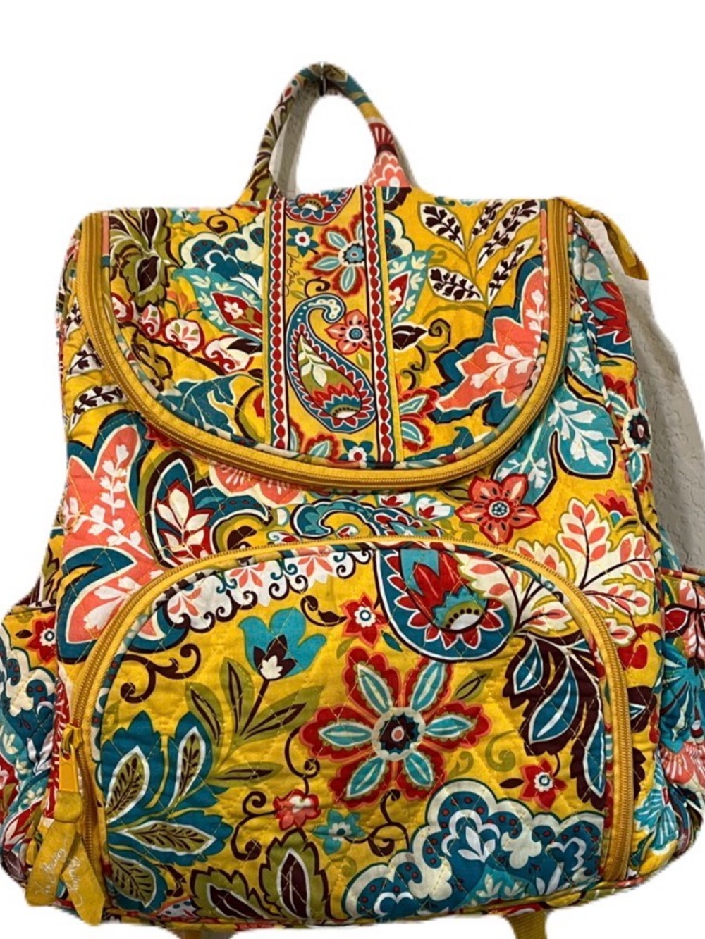 Vera Bradley (Retired Pattern!)
Sunflower Paisley Quilted
Backpack GUC